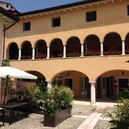 Polpenazze Halldis Apartment *
