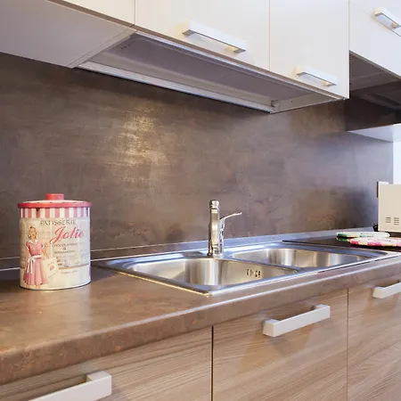 Polpenazze Halldis Apartment Polpenazze del Garda