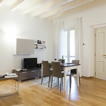 Polpenazze Halldis Apartment